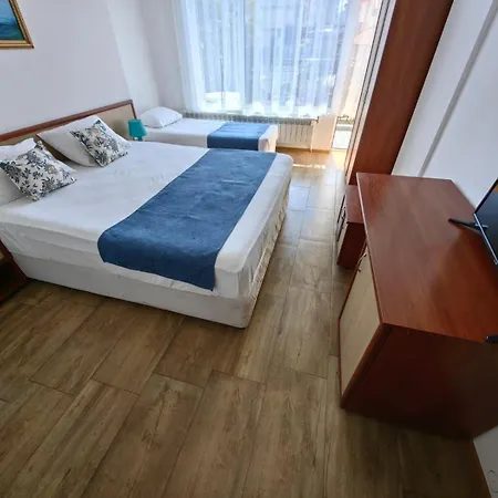 Albatros 2 Family Hotel